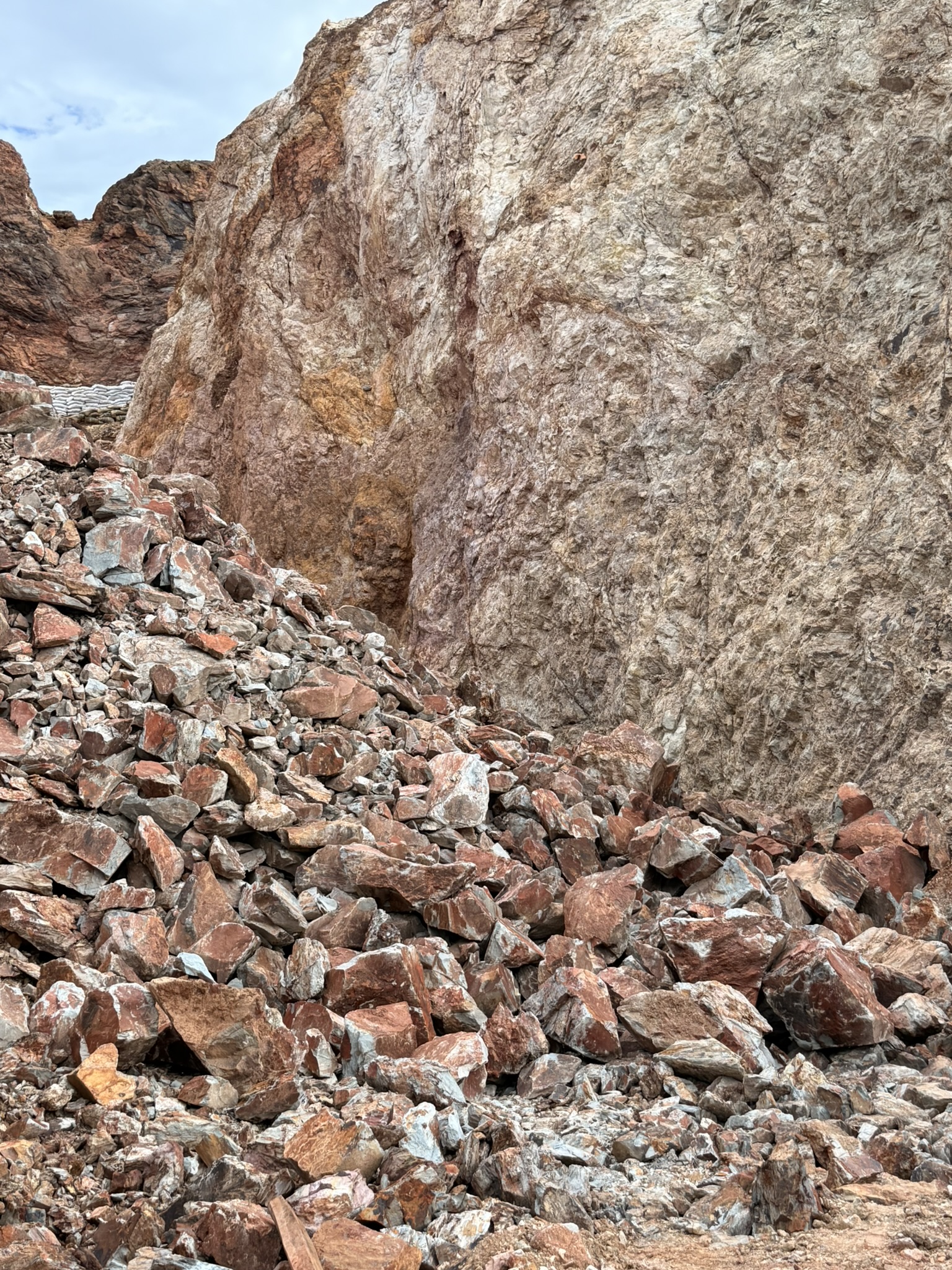 Woman participating in extractives programme in Kenya