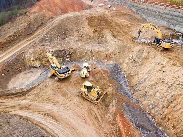 Women participating in extractives and enterprise activities